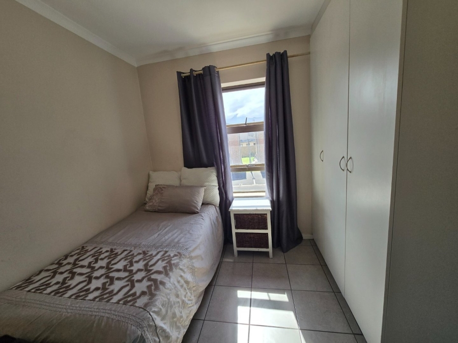 2 Bedroom Property for Sale in Pine Acres Western Cape